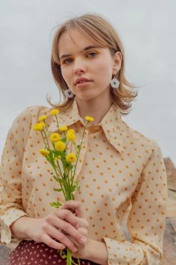 Gabi The Label EARRINGS Little Flower Hoops - Marbled White *18K Gold-plated