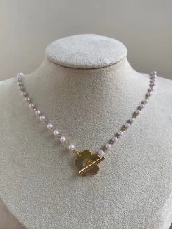 Gabi The Label NECKLACE Pearl Choker With Daisy Lock