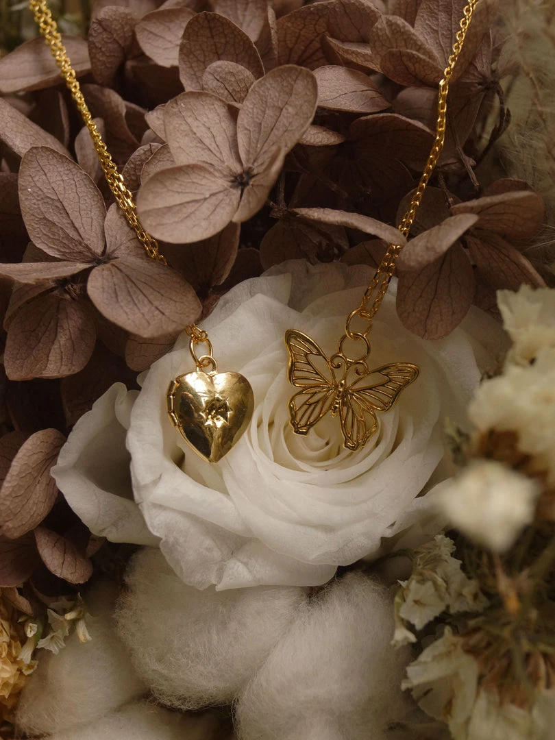 Gabi The Label CALLIE Locket Necklace *18K Gold-plated