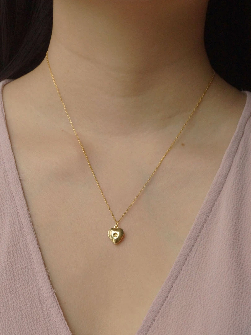 Gabi The Label CALLIE Locket Necklace *18K Gold-plated
