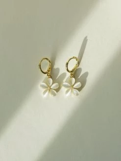 Gabi The Label EARRINGS Dainty Flower Huggies