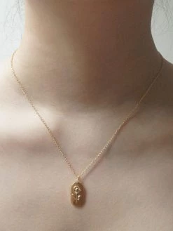 Gabi The Label A Stalk Of Flower Pendant Necklace