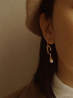 Gabi The Label Aura Earrings