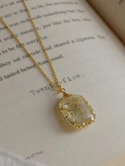 Gabi The Label GINNY Flower Necklace *18K Gold-plated