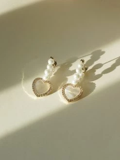 Gabi The Label Shell Heart With Pearl Earrings