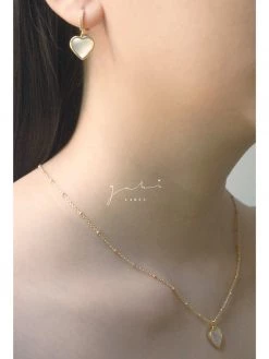 Gabi The Label Heart Shell Pendant Necklace INSPIRED BY NATURE