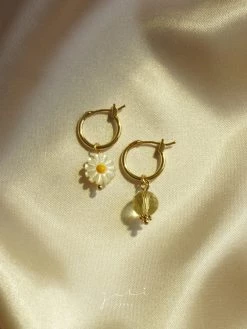 Gabi The Label Mismatched Petite Daisy Hoops EARRINGS