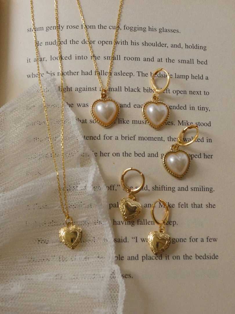 Gabi The Label EARRINGS LILITH Huggies *18K Gold-plated