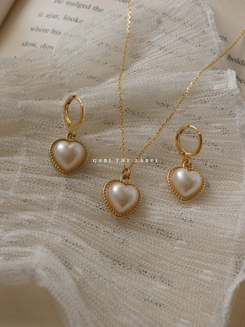 Gabi The Label EARRINGS LILITH Huggies *18K Gold-plated