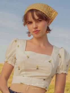 Gabi The Label MIKA Floral Cherry Earrings - Clear Pink *Gold-plated Stems