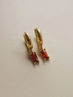Gabi The Label EARRINGS MIRAGE Huggies - Garnet Red *18K Gold-plated