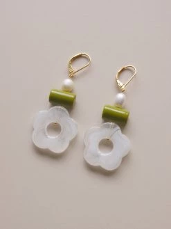Gabi The Label Mod Flower & Pearl Earrings *18K Gold-plated