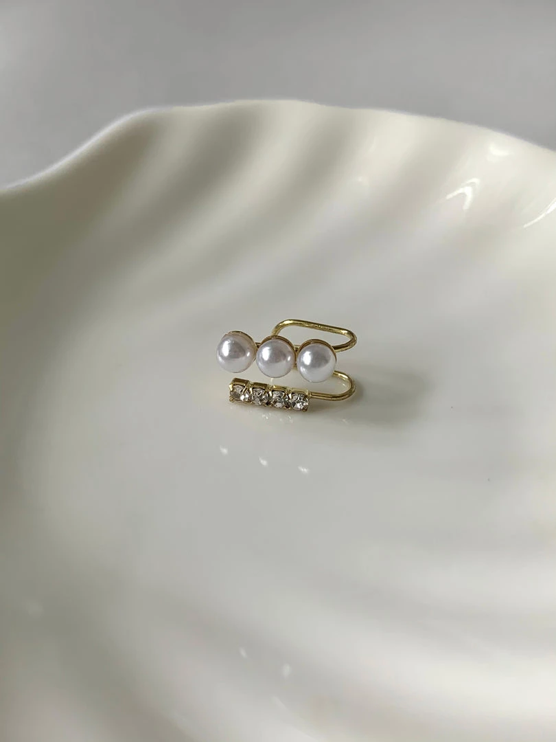 Gabi The Label Pearl CZ Ear Cuff