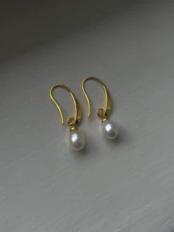 Gabi The Label Elegant Pearl Drop Earrings