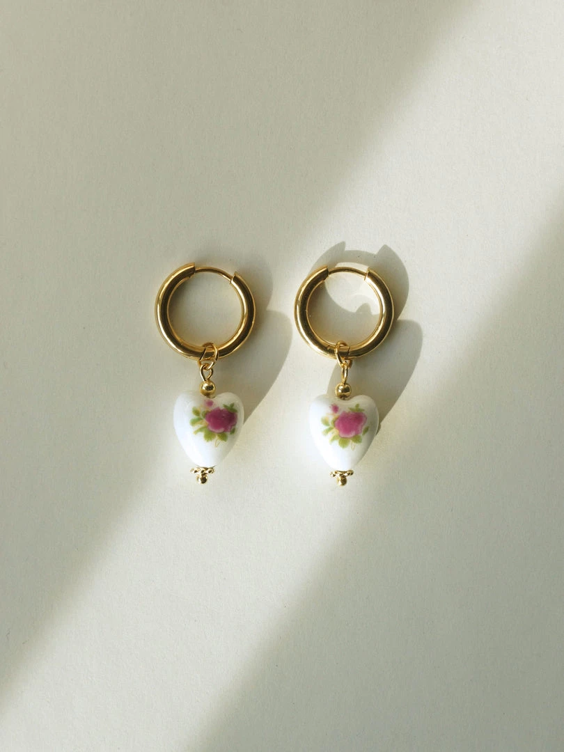 Gabi The Label Ceramic Heart Hoop Earrings - Pink
