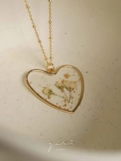 Gabi The Label INSPIRED BY NATURE Preserved Flower Necklace - Yellow