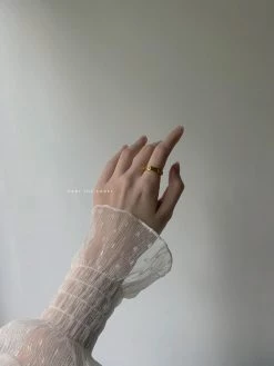 Gabi The Label Sibyl Ring *18k Gold-plated ISLE OF US