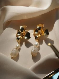 Gabi The Label Sigrun Flower Earrings *18K Gold-plated